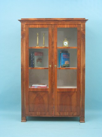 B&uuml;cherschrank Biedermeier