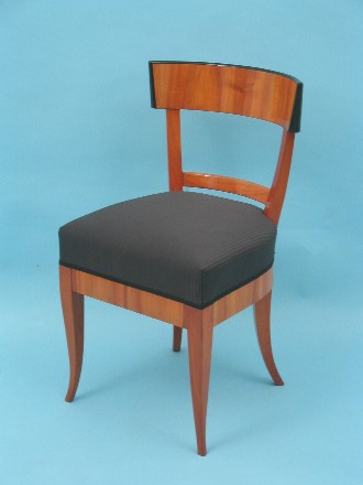 Satz von 4 St&uuml;hlen, Biedermeier, wohl Augsburg um 1820