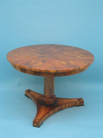 Esstisch Biedermeier, deutsch um 1825